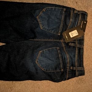 Fashion Nova Statuesque Booty Shaping Jeans